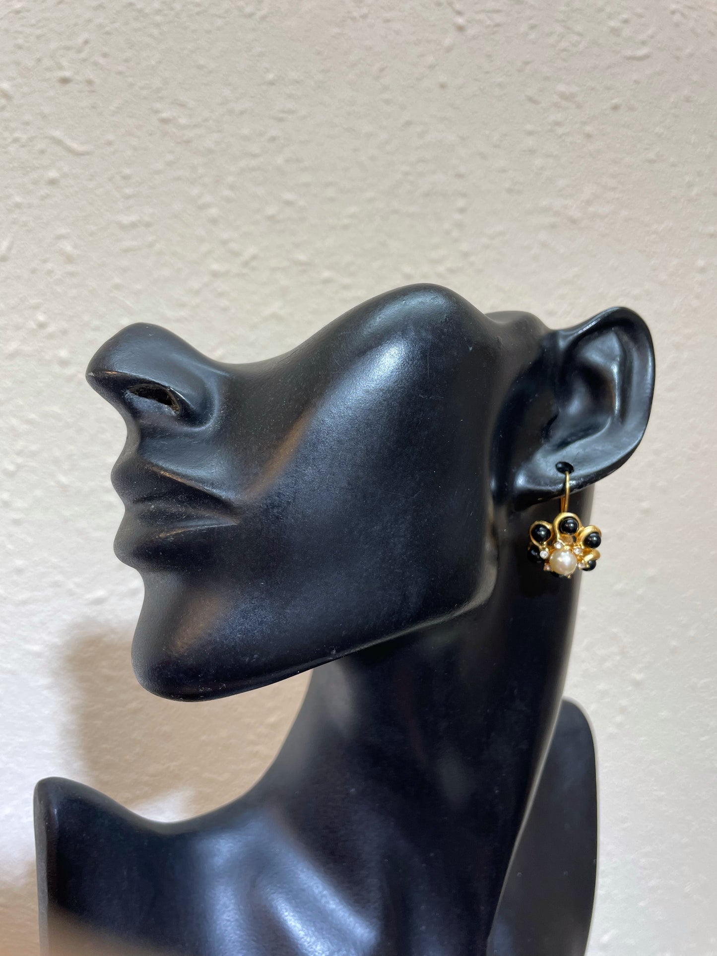 Vintage ANNE KLEIN Matte Gold Black Bead Clear Rhinestone Lever Clip Earrings