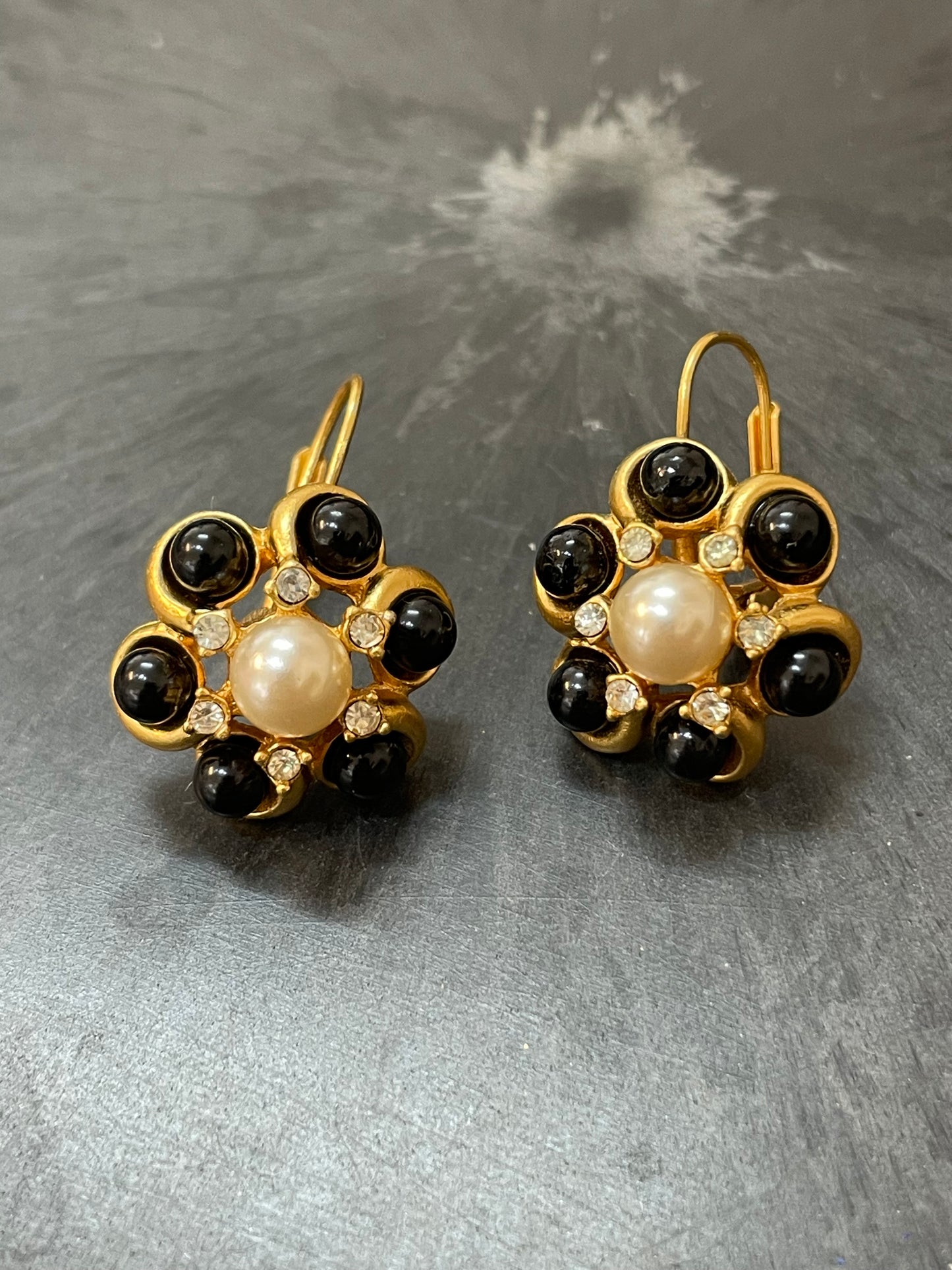 Vintage ANNE KLEIN Matte Gold Black Bead Clear Rhinestone Lever Clip Earrings