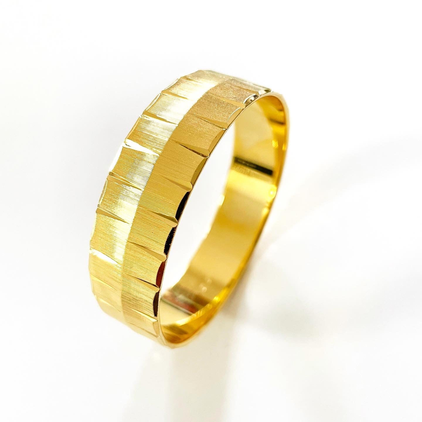 Vintage MONET Signed Chunky Carved Gold Tone Bangle