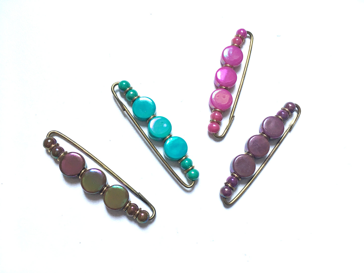 Luster Round Flat Bead Lapel Pin (4 Colours) 珠光平面串珠別針(四色)