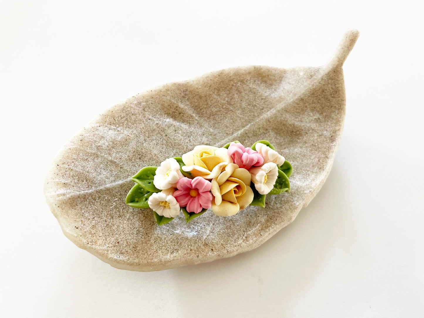 Polymer Clay Hair Barrette - Daffodil Yellow Rose & Fillers 手工陶瓷軟土髮夾