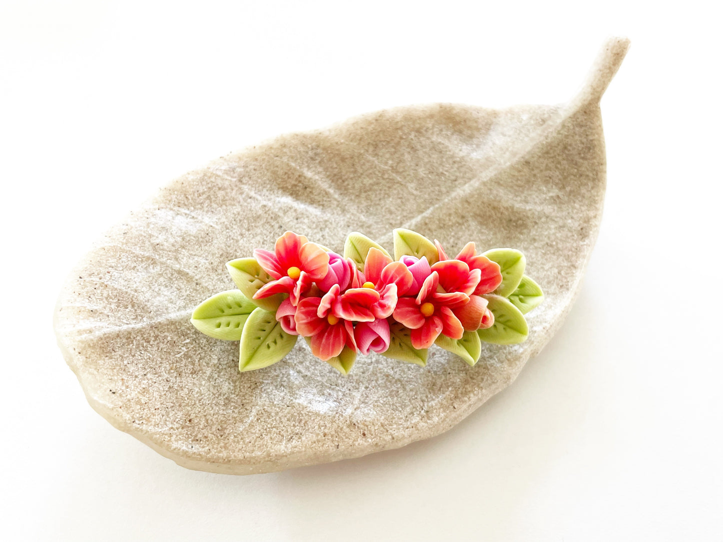 Polymer Clay Hair Barrette - Amaryllis Blossom 手工陶瓷軟土髮夾