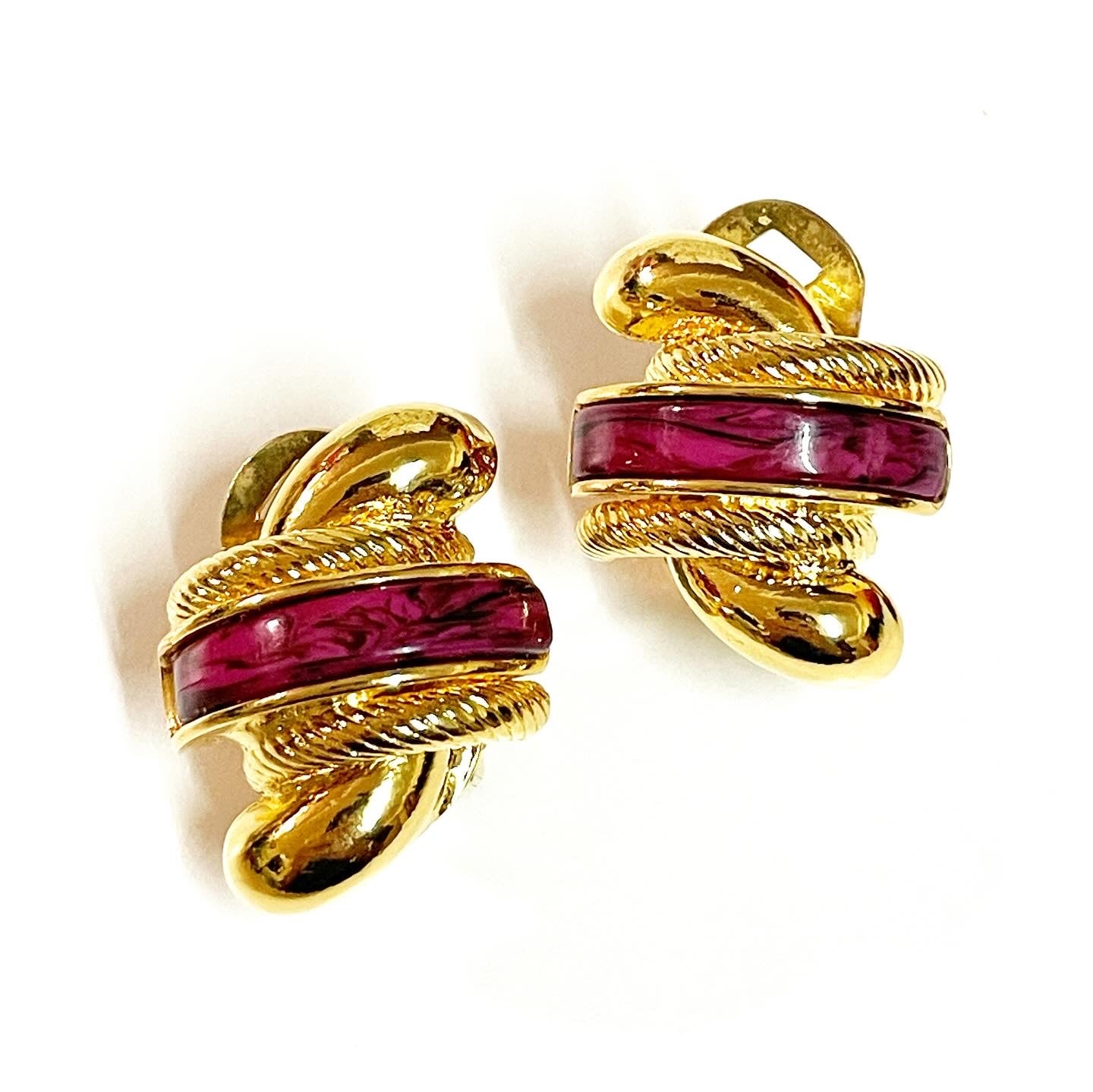 Vintage Gold Tone Rope Clip Earrings (Made in Italy)