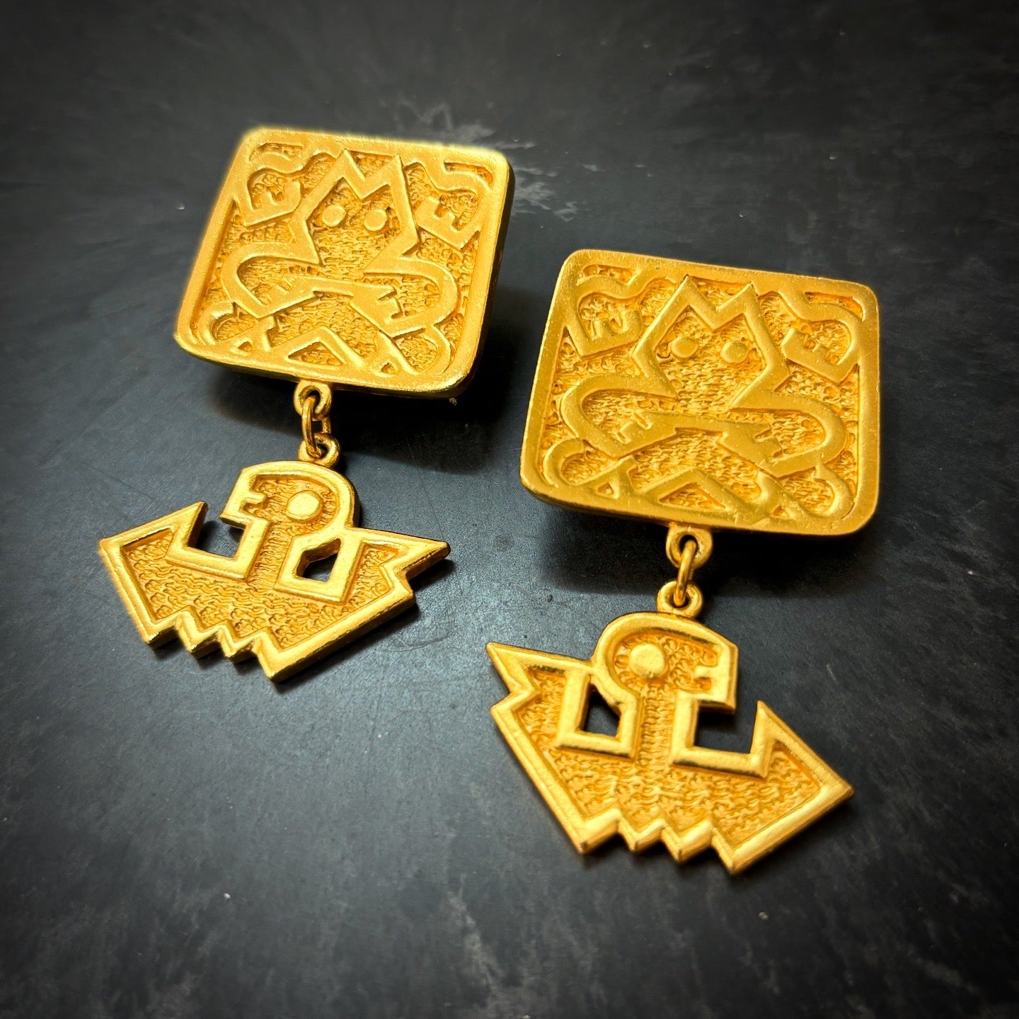 Vintage Signed CCORI Peru 24K Gold Plated Aztec Dangle Drop Clip Earrings