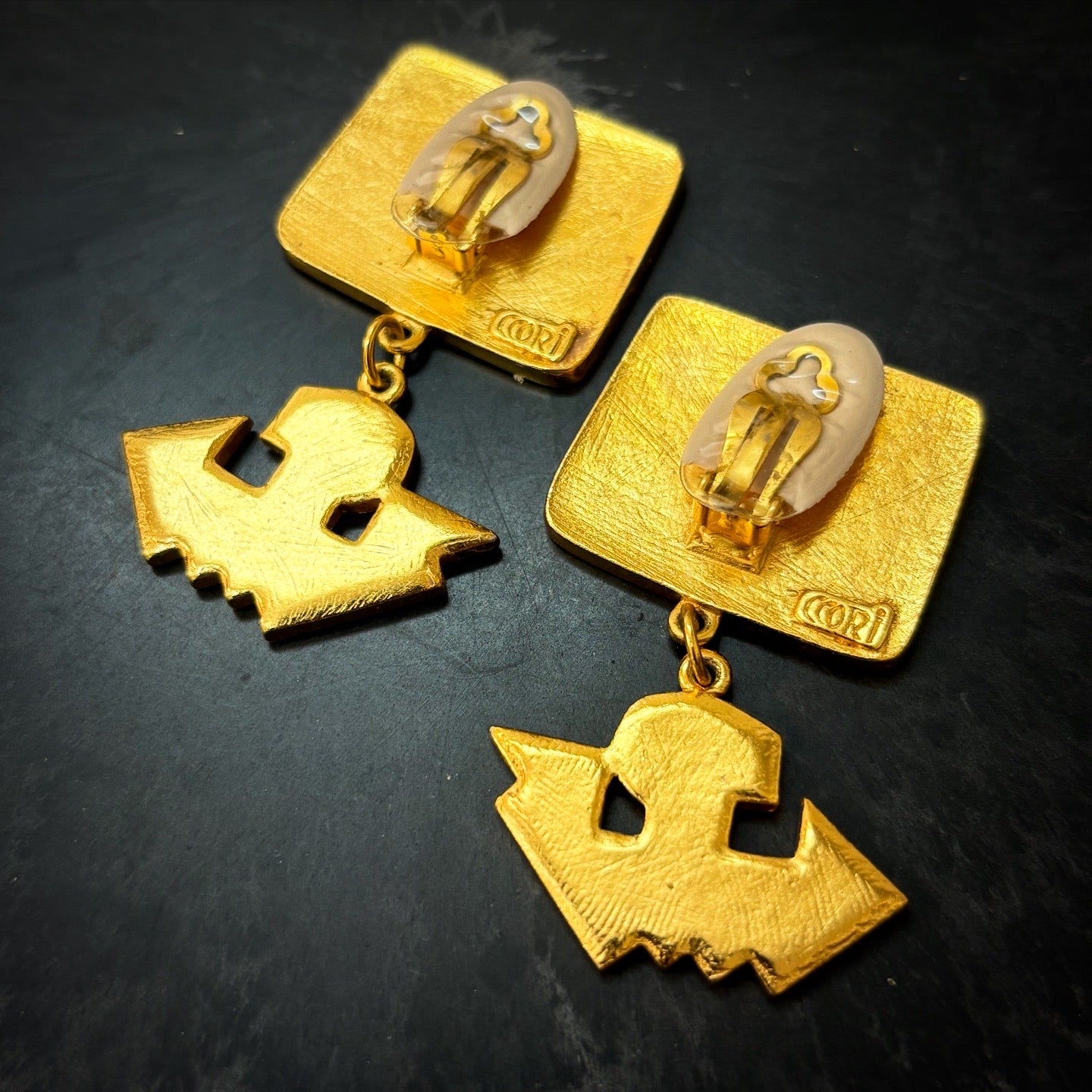 Vintage Signed CCORI Peru 24K Gold Plated Aztec Dangle Drop Clip Earrings