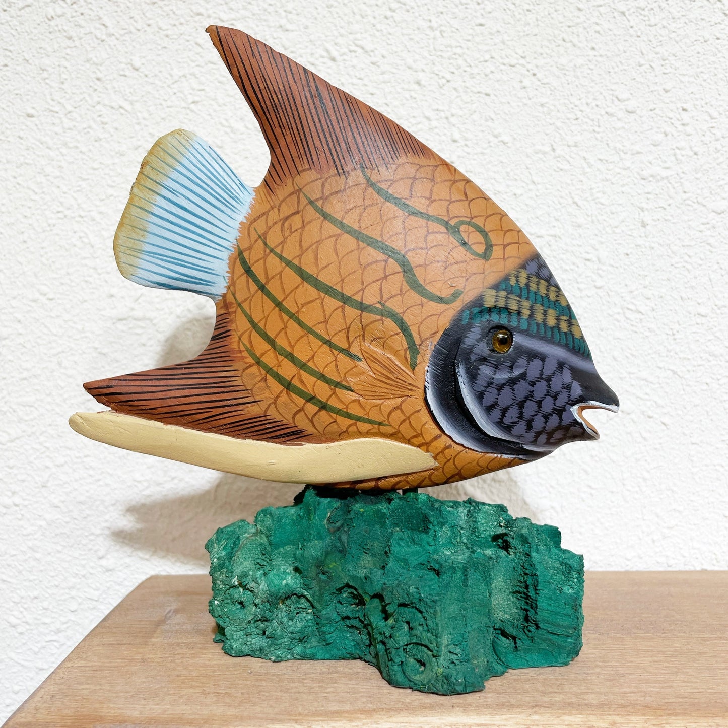 Painted Wooden Coral Reef Fish 彩繪木雕珊瑚魚