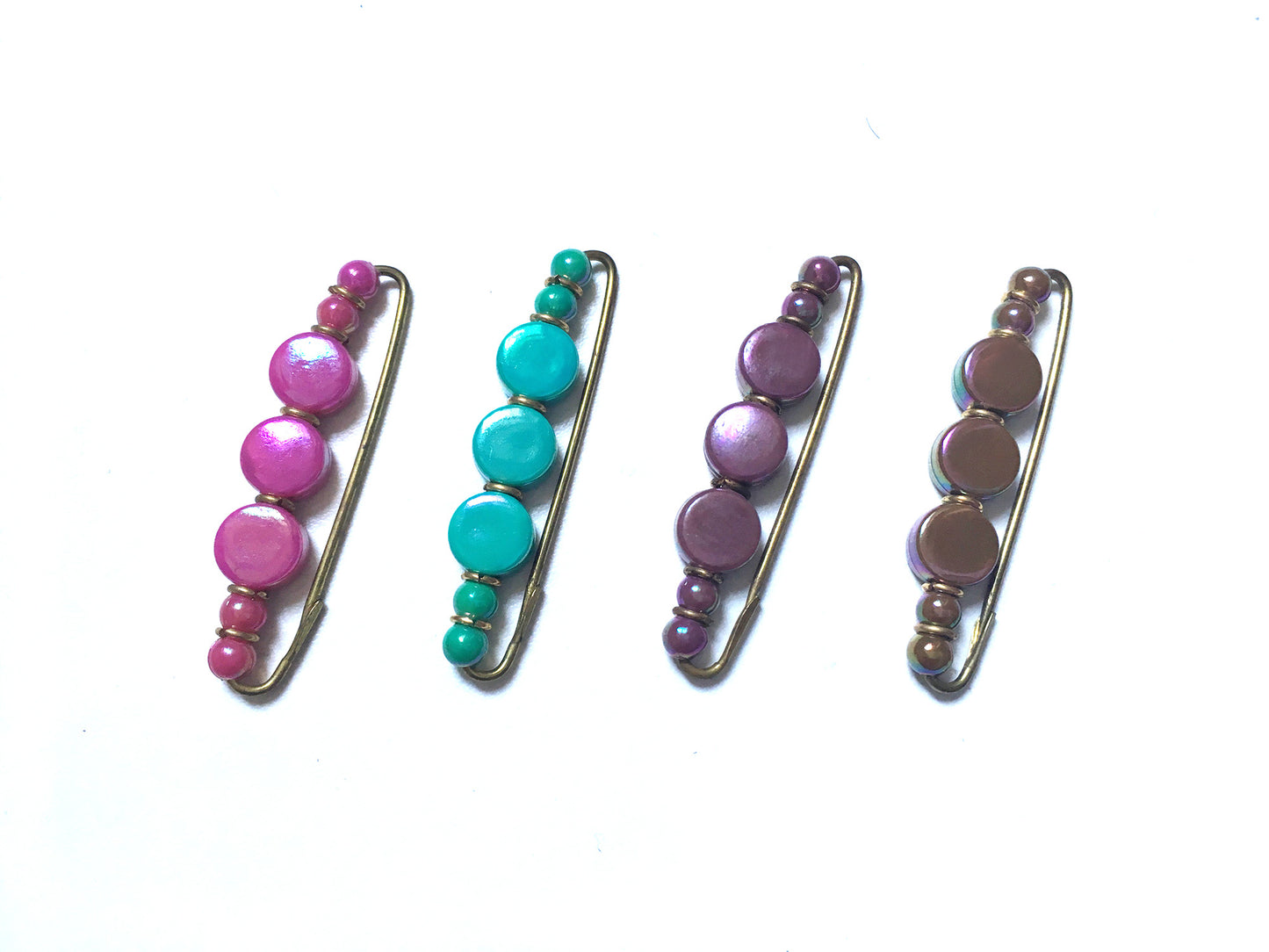 Luster Round Flat Bead Lapel Pin (4 Colours) 珠光平面串珠別針（四色）