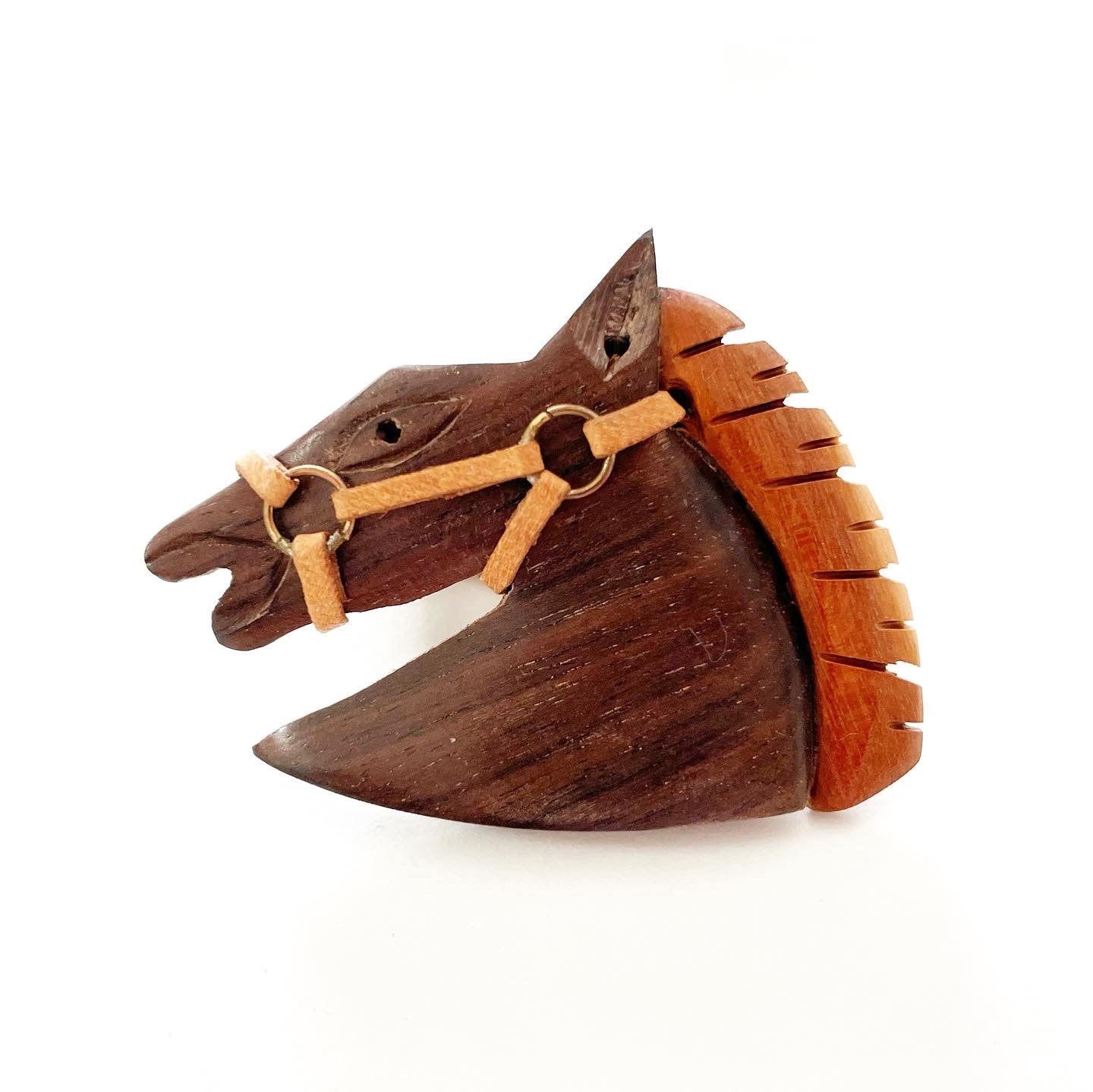 Wooden Scarf Ring (Horse Head with Leather Bridle) 木製絲巾扣 (駿馬籠頭)