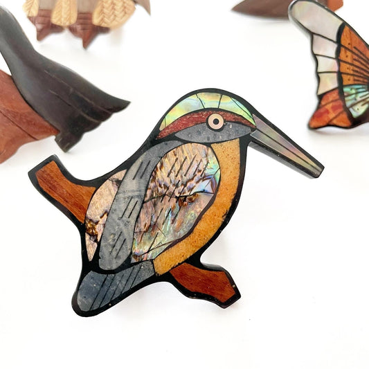 Mother of Pearl and Abalone Inlay Wooden Scarf Ring (Woodpecker) 木製鑲嵌珍珠母貝及鮑魚貝殼絲巾扣 (啄木鳥)